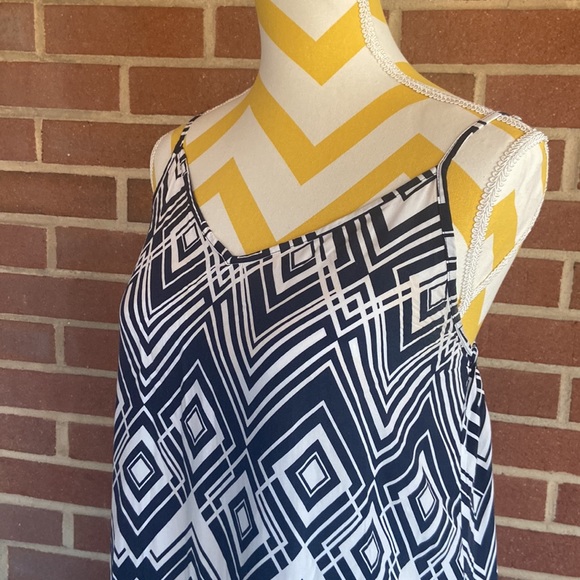 Gap Patterned Maxi Dress - Picture 2 of 13